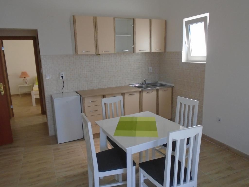 Apartments Kanli Kula Herceg Novi Exteriör bild